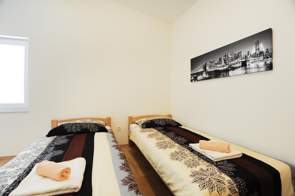 Apartment Jaz Bibinje Bilik gambar